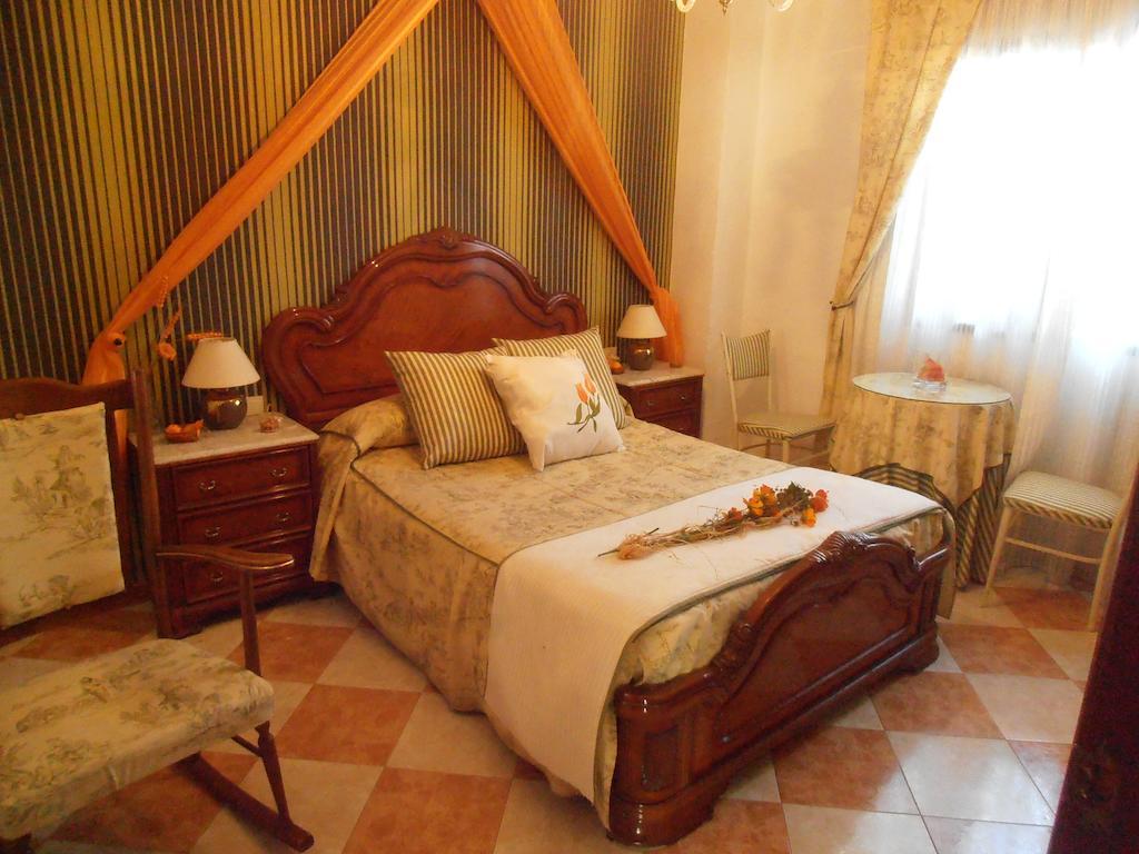 Alojamiento Rural Torre Hueca Hotel Pinos Puente Pokój zdjęcie